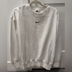 Nike Phoenix white size smalll